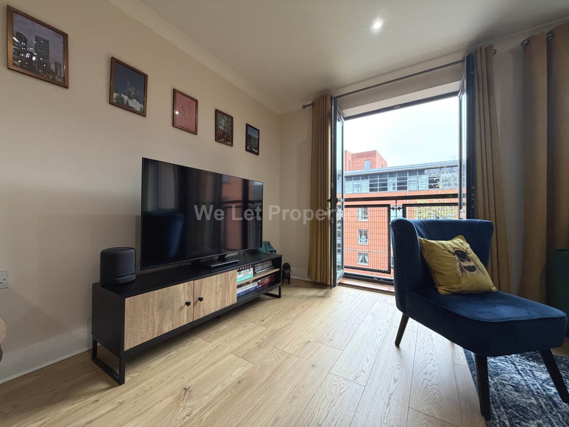 Lake House, Ellesmere Street, Image 4