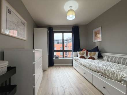 Lake House, Ellesmere Street, Image 13