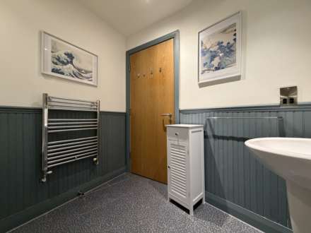 Lake House, Ellesmere Street, Image 16