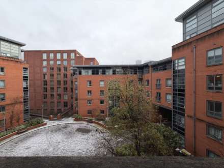 Lake House, Ellesmere Street, Image 18