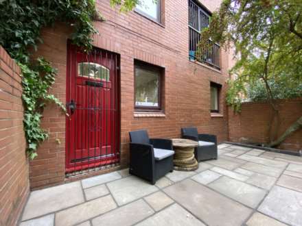 Len Cox Walk, Northern Quarter, Image 8