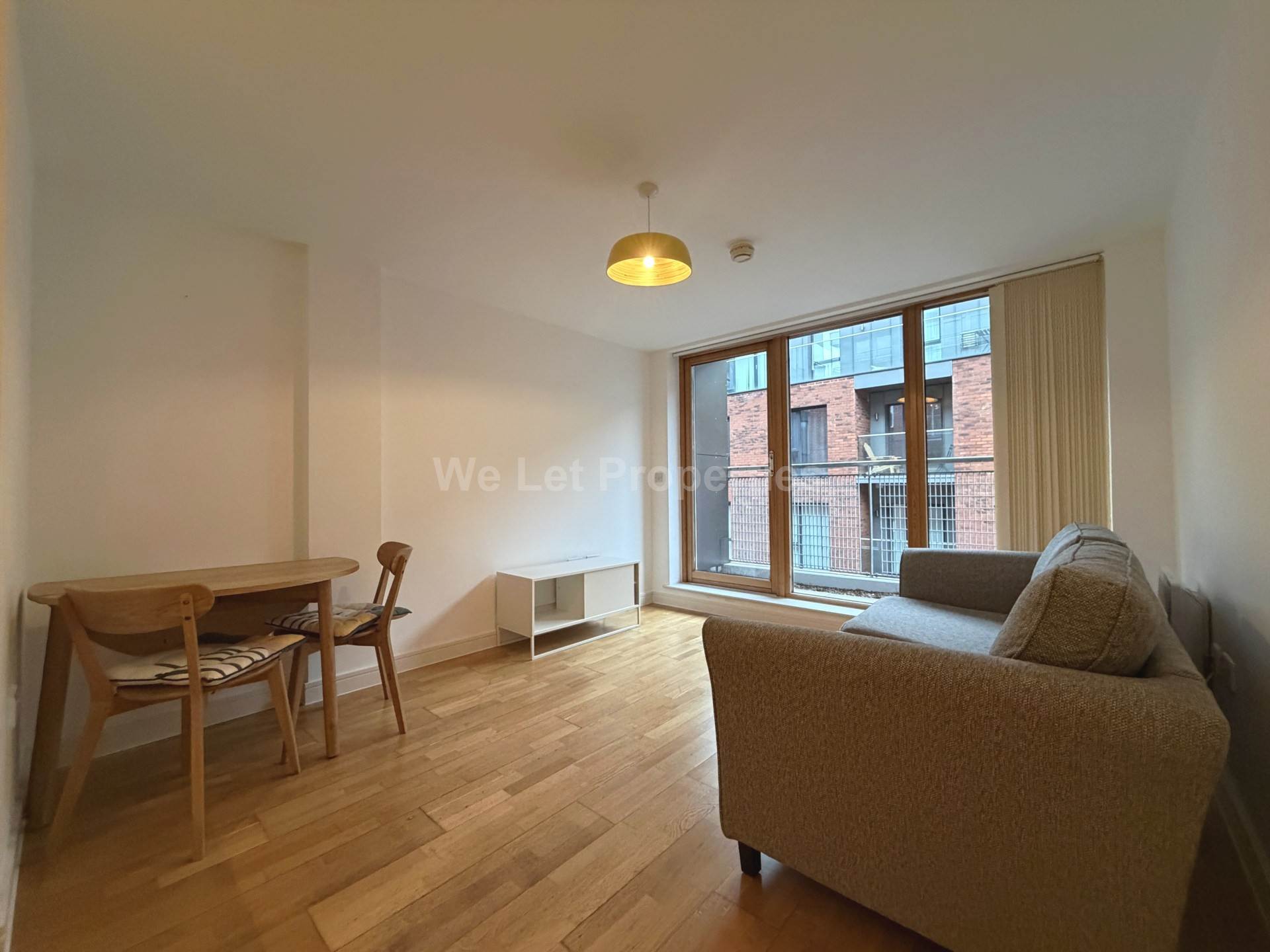 Northern Angel, Dyche Street, Image 1