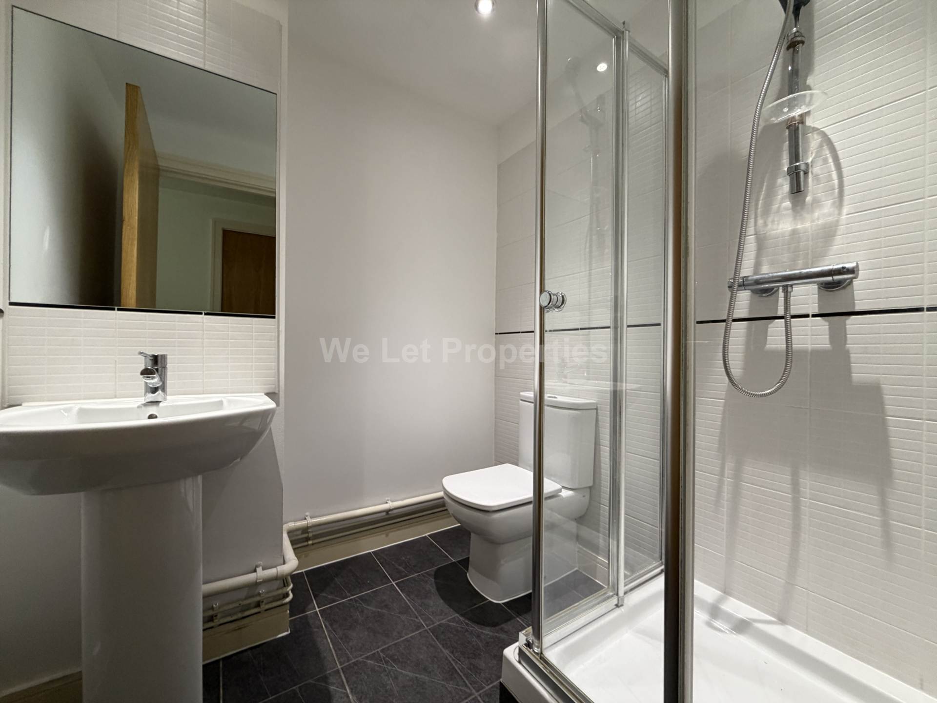 Northern Angel, Dyche Street, Image 11