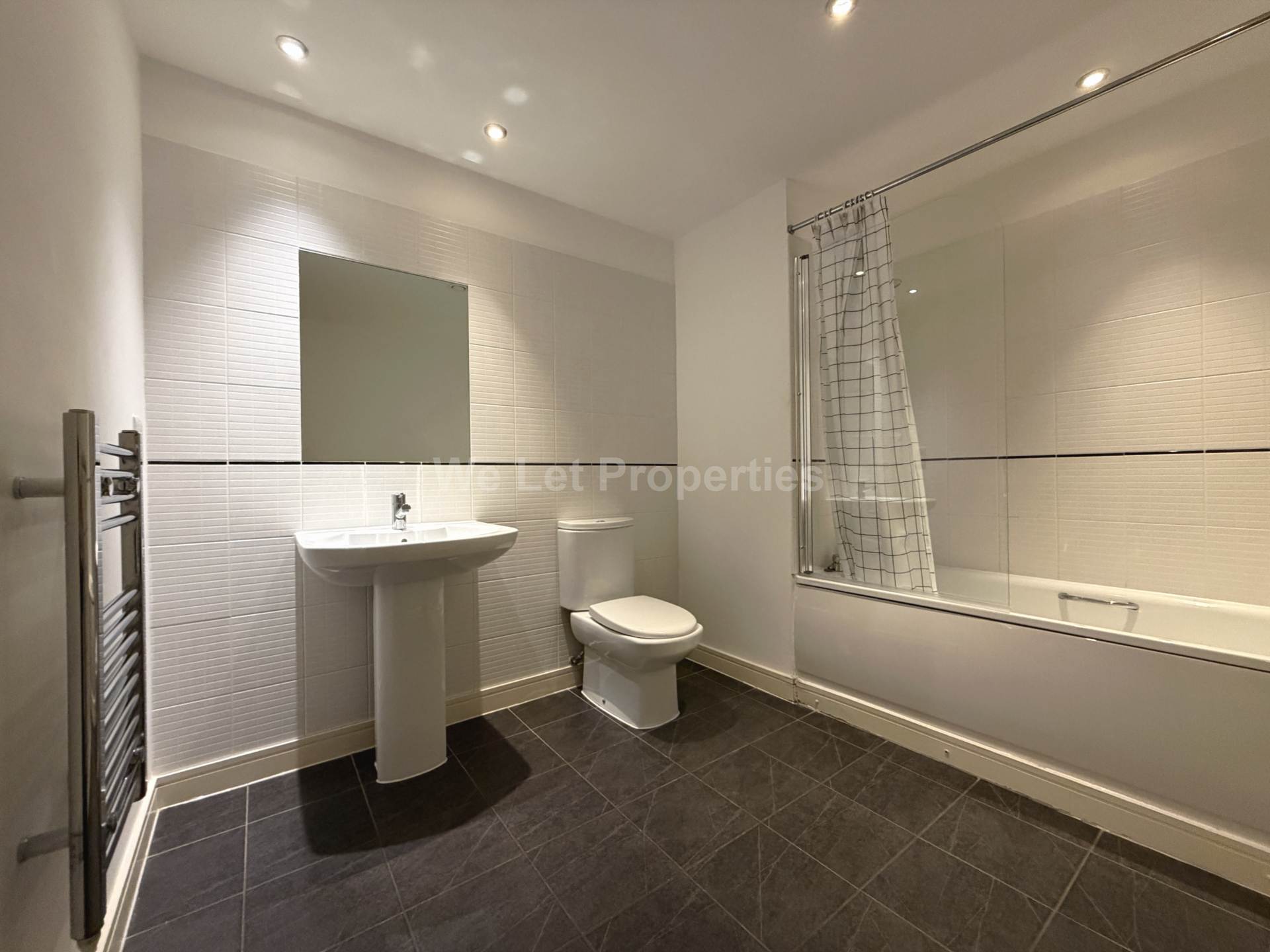 Northern Angel, Dyche Street, Image 14