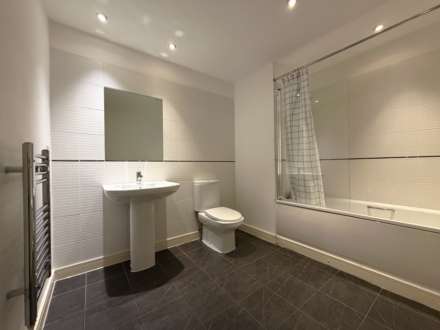 Northern Angel, Dyche Street, Image 14