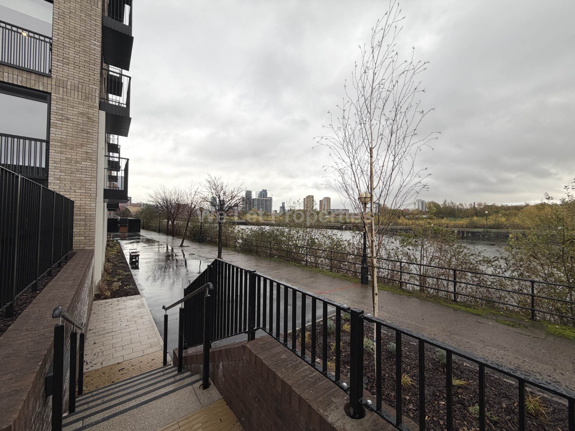 Berkeley Square, Ordsall Lane, Image 32