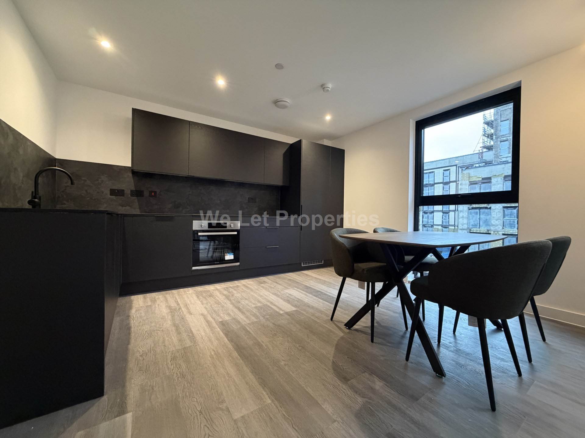 Berkeley Square, Ordsall Lane, Image 6