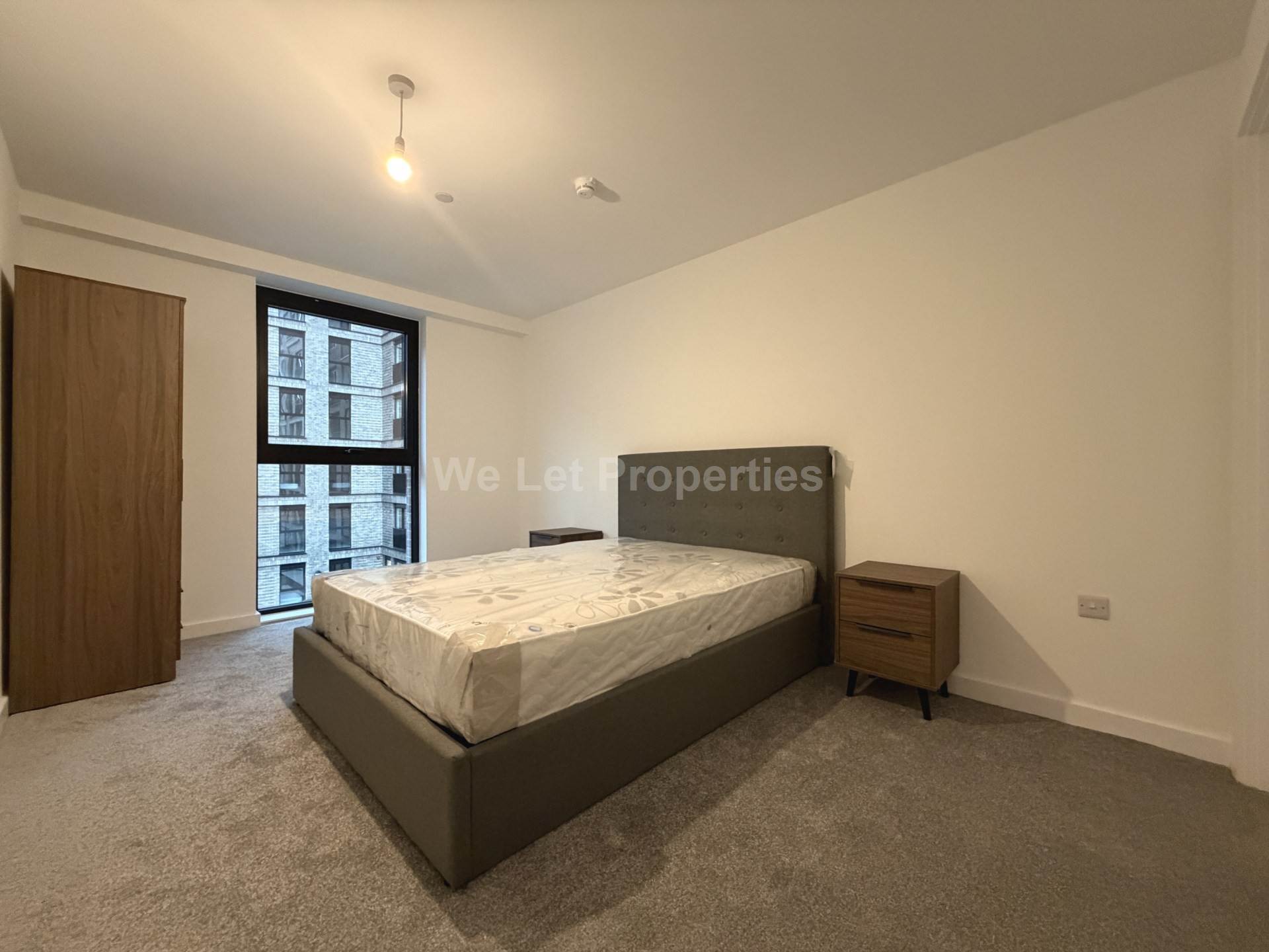 Berkeley Square, Ordsall Lane, Image 8