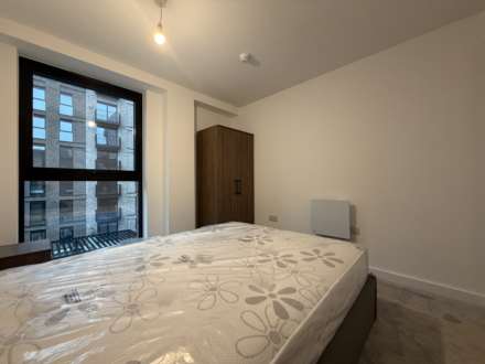 Berkeley Square, Ordsall Lane, Image 12