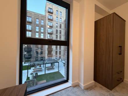 Berkeley Square, Ordsall Lane, Image 13