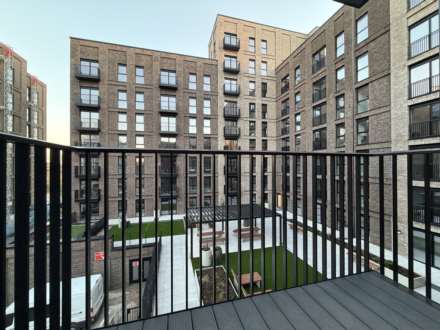 Berkeley Square, Ordsall Lane, Image 16