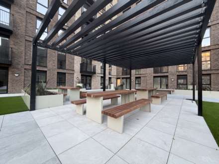 Berkeley Square, Ordsall Lane, Image 22