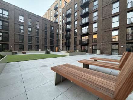 Berkeley Square, Ordsall Lane, Image 39