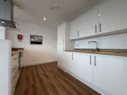 The Gateway, Salford Quays, Image 7