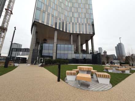 Vista River Gardens, Trinity Way, Image 43