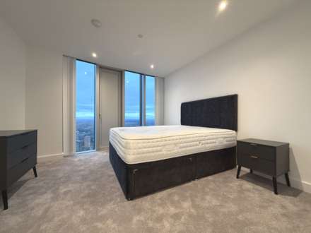 Vista River Gardens, Trinity Way, Image 6