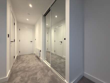 Vista River Gardens, Trinity Way, Image 8