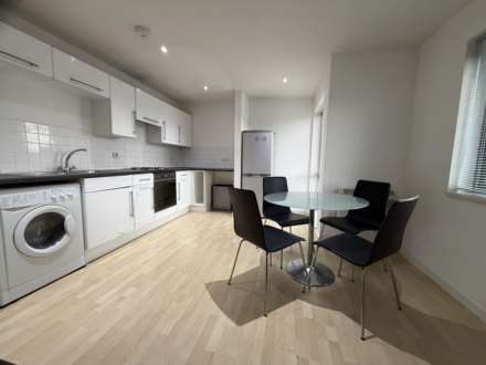 Quay 5, Salford, Image 2