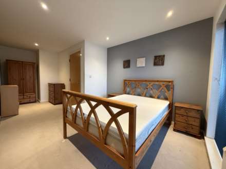 Quay 5, Salford, Image 4