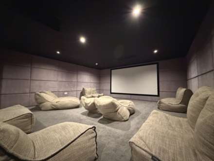 Ordsall Lane, Salford, Image 18