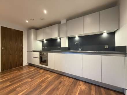 Ordsall Lane, Salford, Image 4