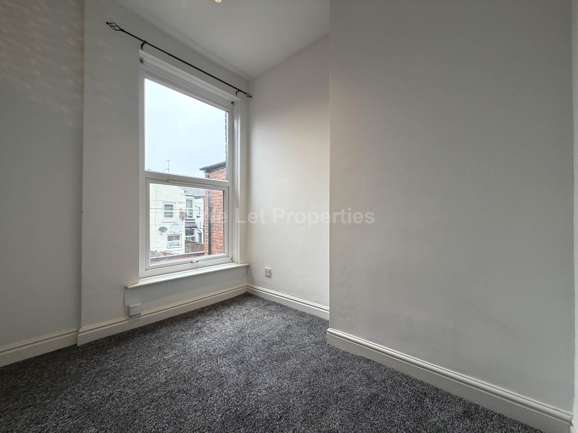 Attleboro Road, Manchester, Image 10