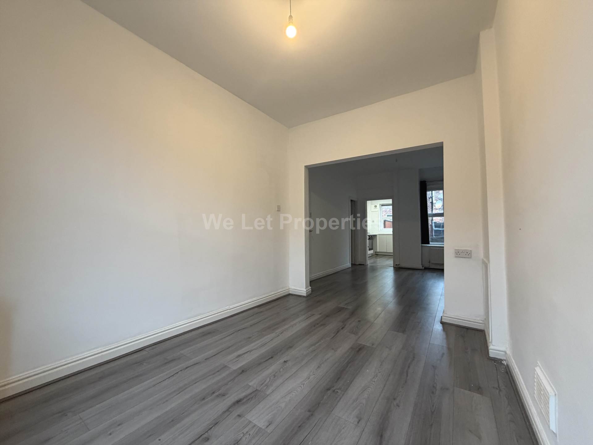 Attleboro Road, Manchester, Image 4