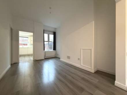 Attleboro Road, Manchester, Image 2