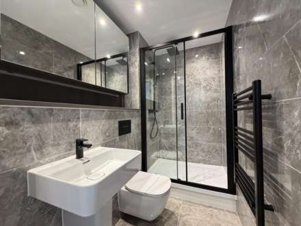 Vista River Gardens, Trinity Way, Image 11