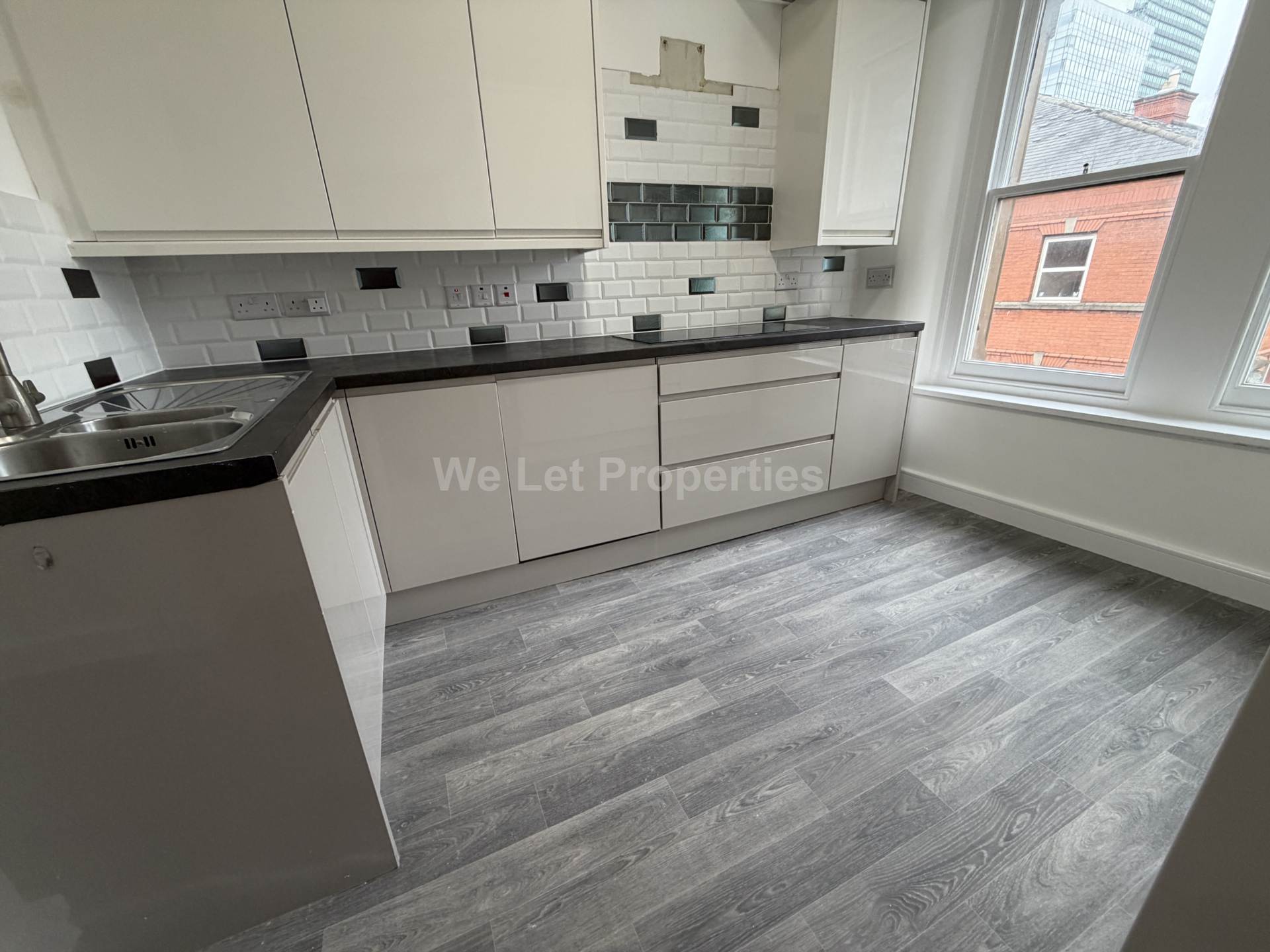 Portland Street, Piccadilly, Image 4