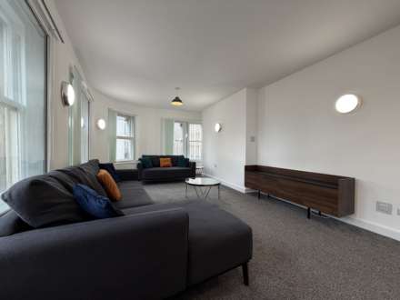 Portland Street, Piccadilly, Image 3