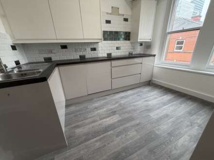 Portland Street, Piccadilly, Image 4