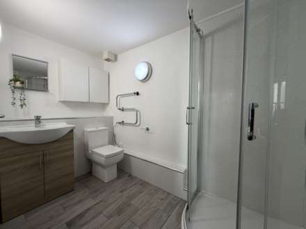 Portland Street, Piccadilly, Image 9