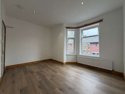 Ealing Avenue, Fallowfield, Image 5