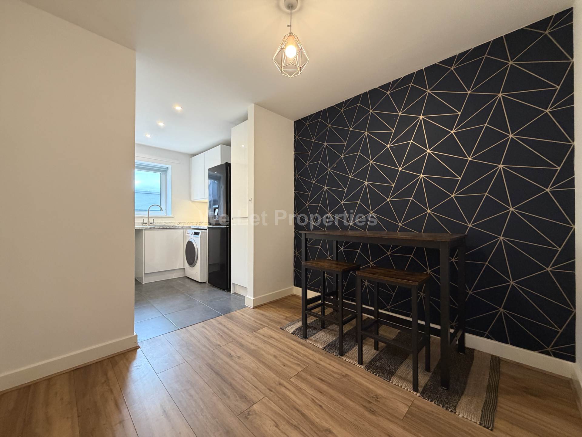 Glaze Brook Apartments, Hulme, Image 5