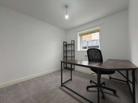 Glaze Brook Apartments, Hulme, Image 13