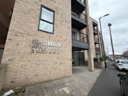 Glaze Brook Apartments, Hulme, Image 17