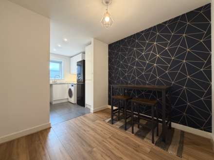 Glaze Brook Apartments, Hulme, Image 5