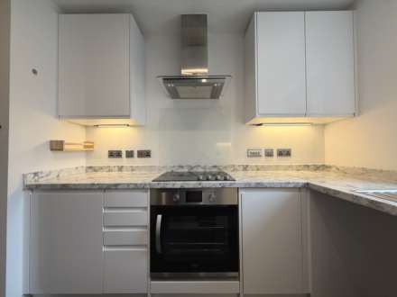 Glaze Brook Apartments, Hulme, Image 8