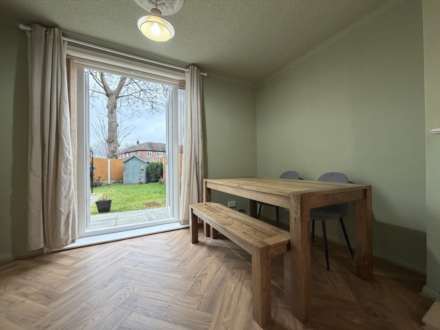 Royle Green Road, Northenden, Image 4