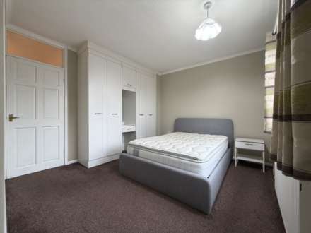 Royle Green Road, Northenden, Image 9