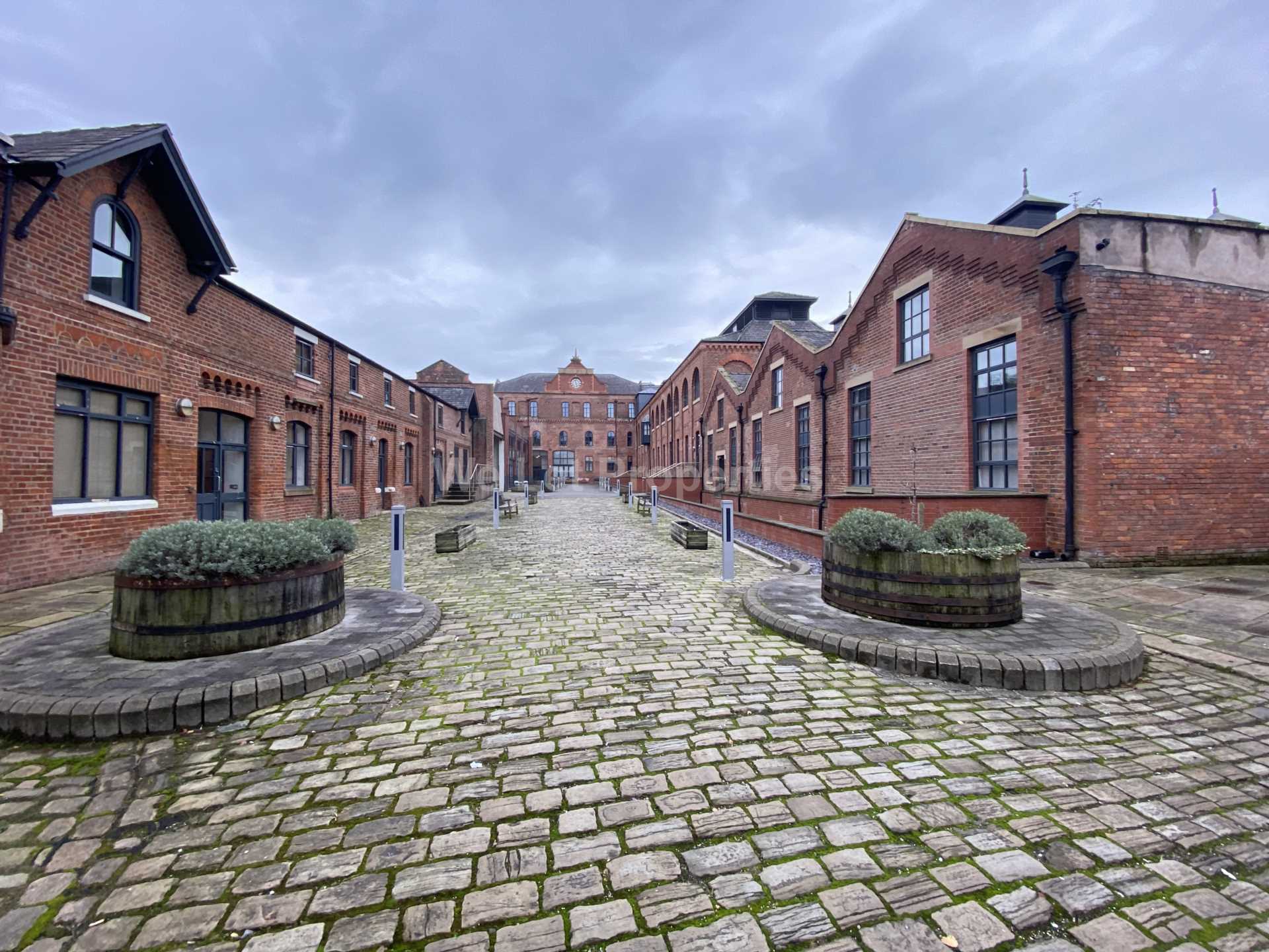 Queens Brewery Court, Moss Lane West, Image 13