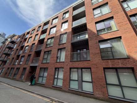 Halo, Simpson Street, Image 10