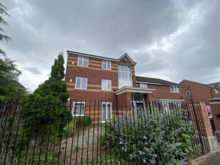 Property For Rent Chiffon Way, Salford