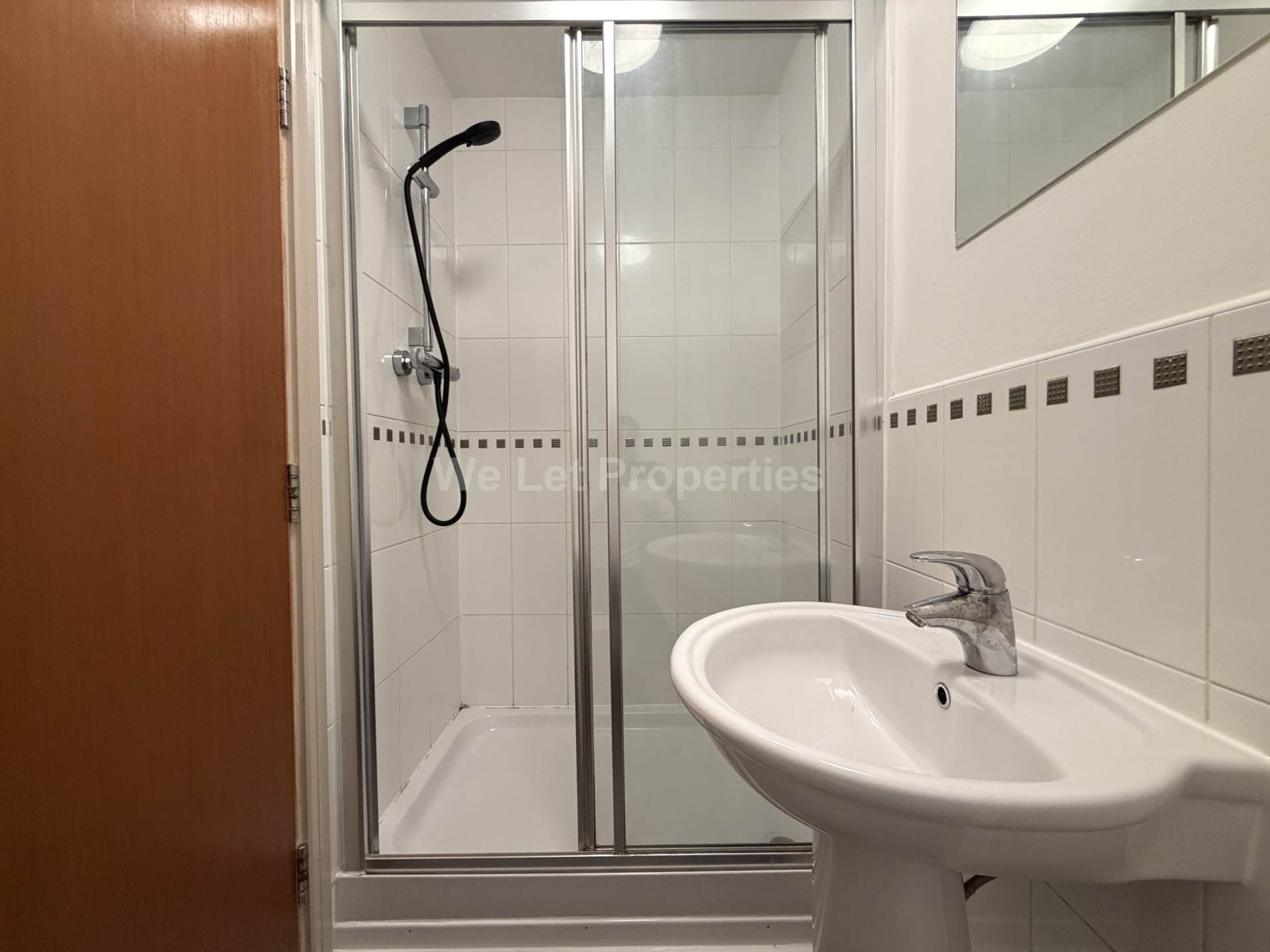 4 The Waterfront, Sport City, Image 16