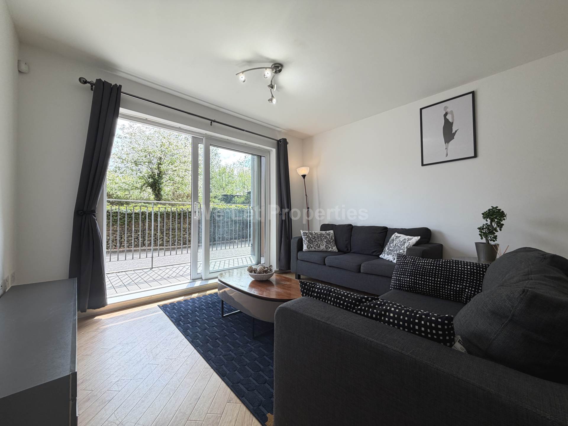 4 The Waterfront, Sport City, Image 2