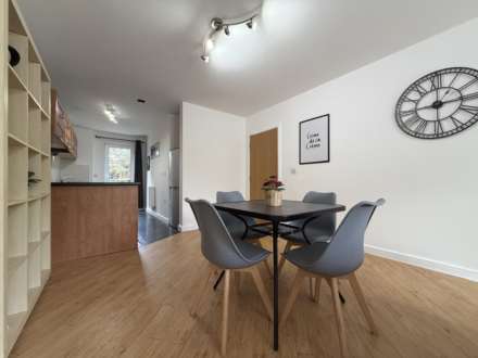 4 The Waterfront, Sport City, Image 7