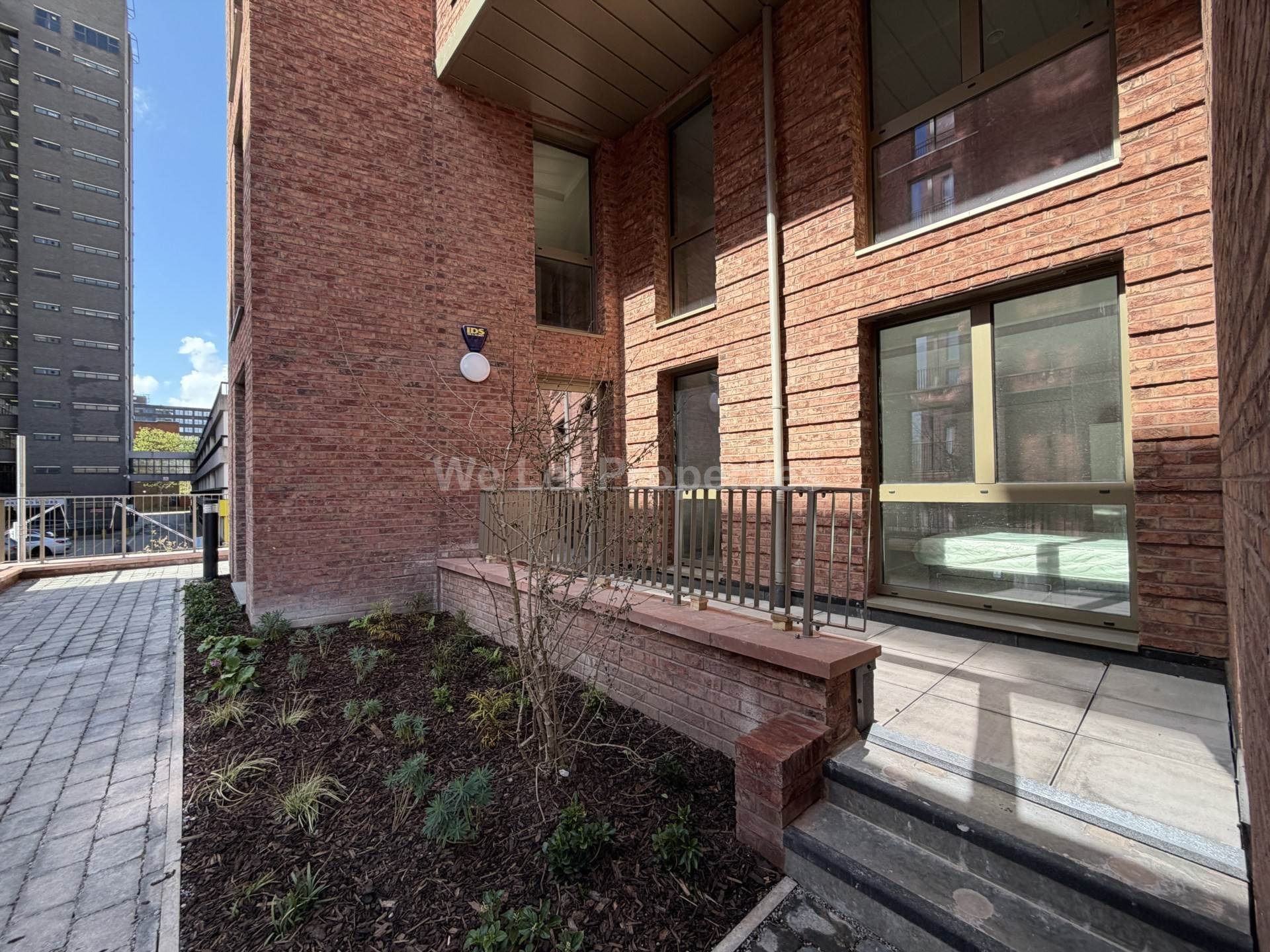 Trafford Gardens, Botanical Avenue, Image 16