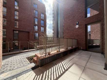 Trafford Gardens, Botanical Avenue, Image 17