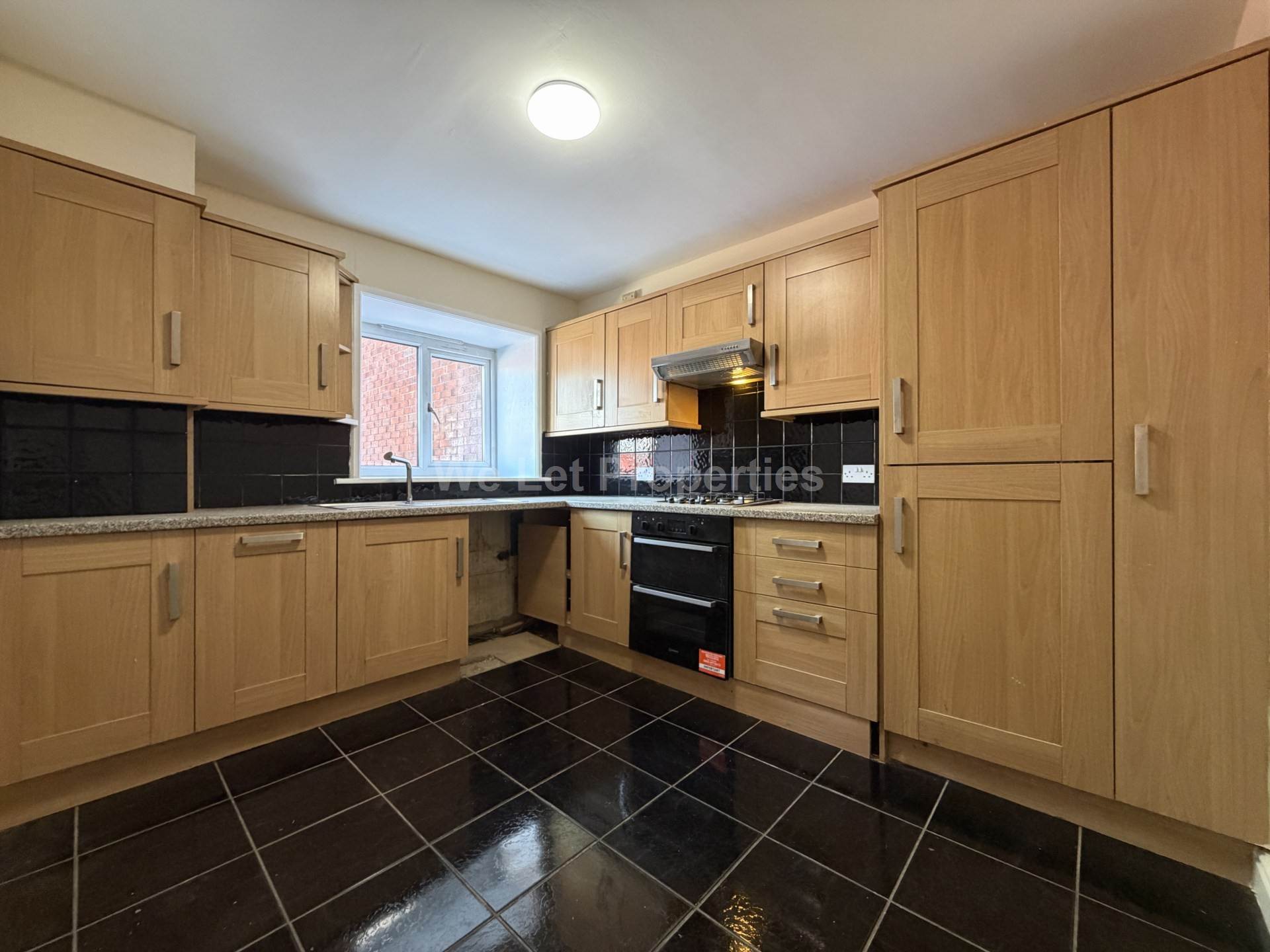 McCready Drive, Salford, Image 4